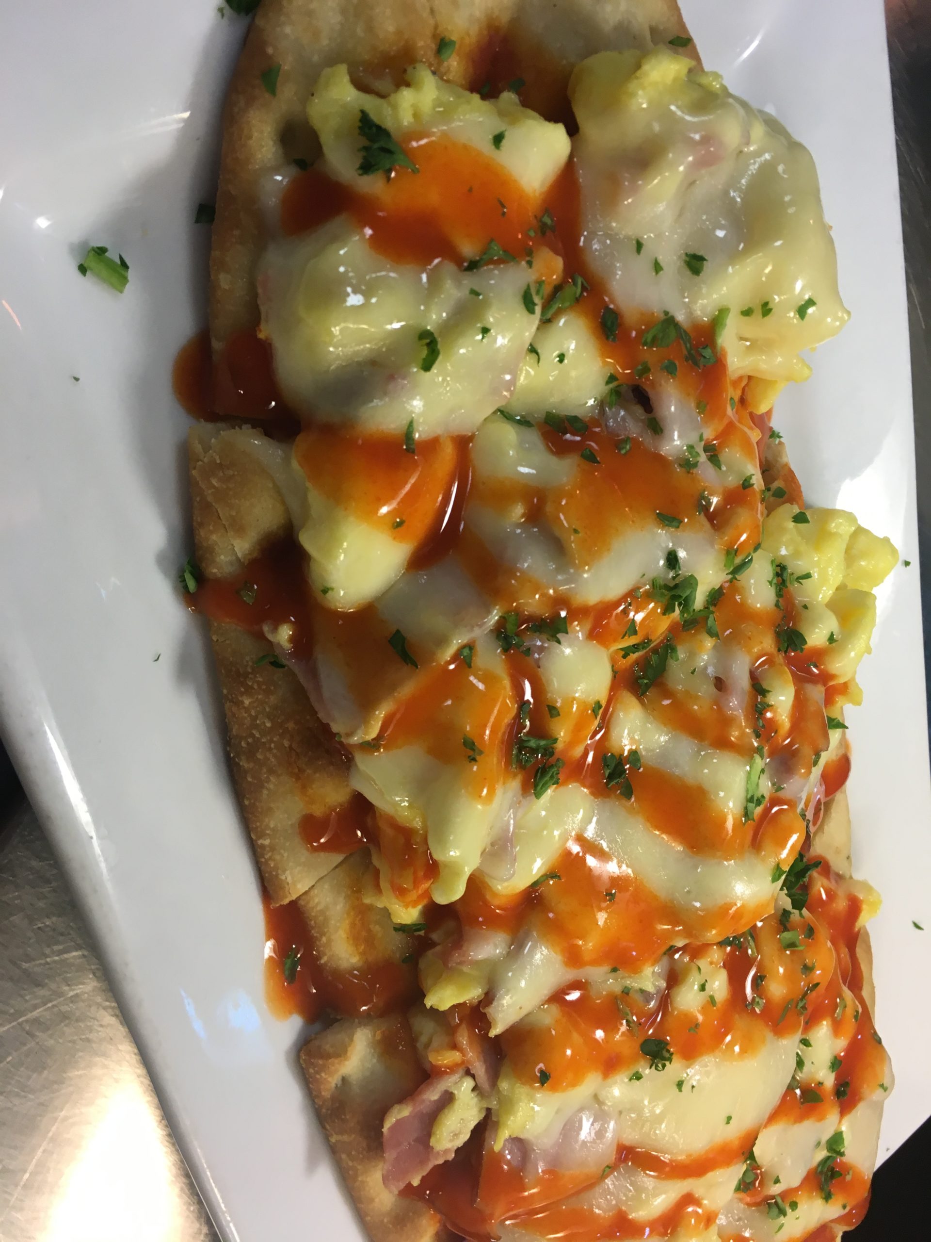 Breakfast pizza for brunch
